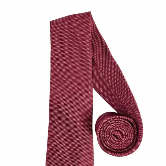Nautica Necktie Men's Classic Geometric Red 100% Silk (60" Length 3.25" Width) - Picture 3 of 6